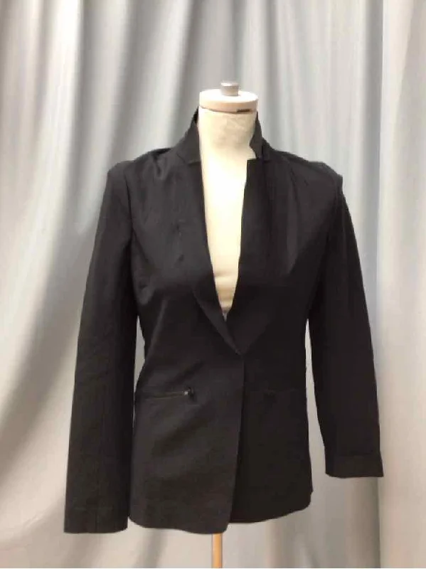 ATHLETA SIZE 4 Ladies BLAZER