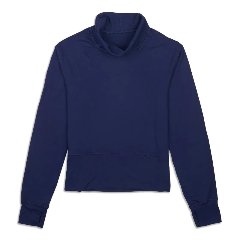 Ready to Rulu Pullover